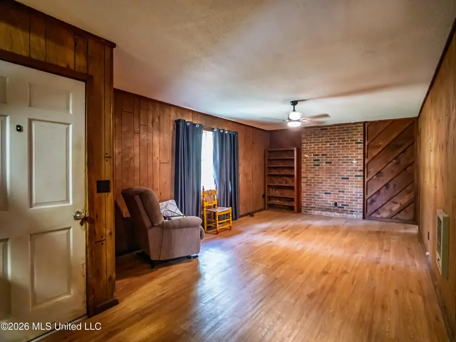 1812 Farrish Gravel Road, Batesville, MS 38606 - #2