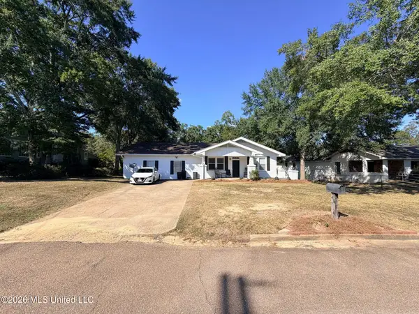109 NW 3rd Street, Magee, MS 39111