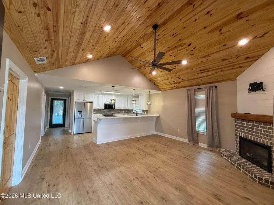 14 Mixon Road, New Augusta, MS 39462 - #3