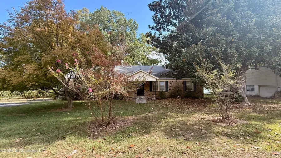 5600 Twin Lakes Drive, Horn Lake, MS 38637 - #2