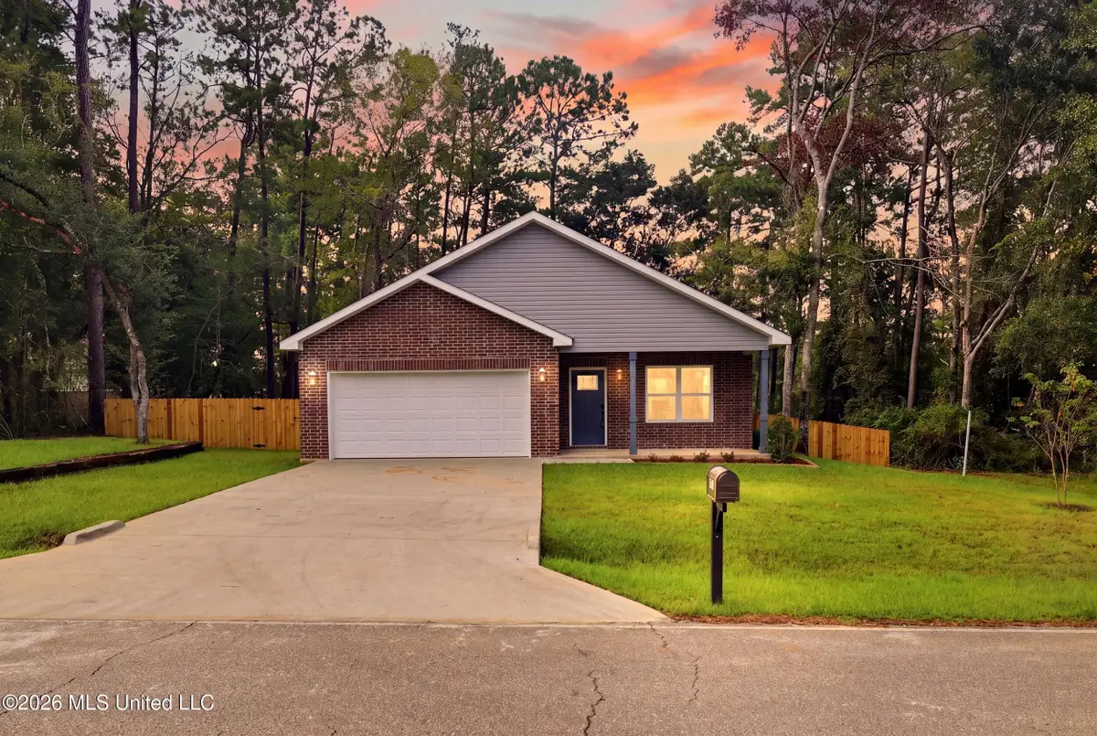 96100 Kapalama Drive, Diamondhead, MS 39525 - #1