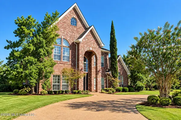 1600 River Oaks Drive, Greenwood, MS 38930
