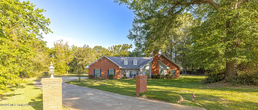 4313 Bishop Drive, Vicksburg, MS 39180 - #2
