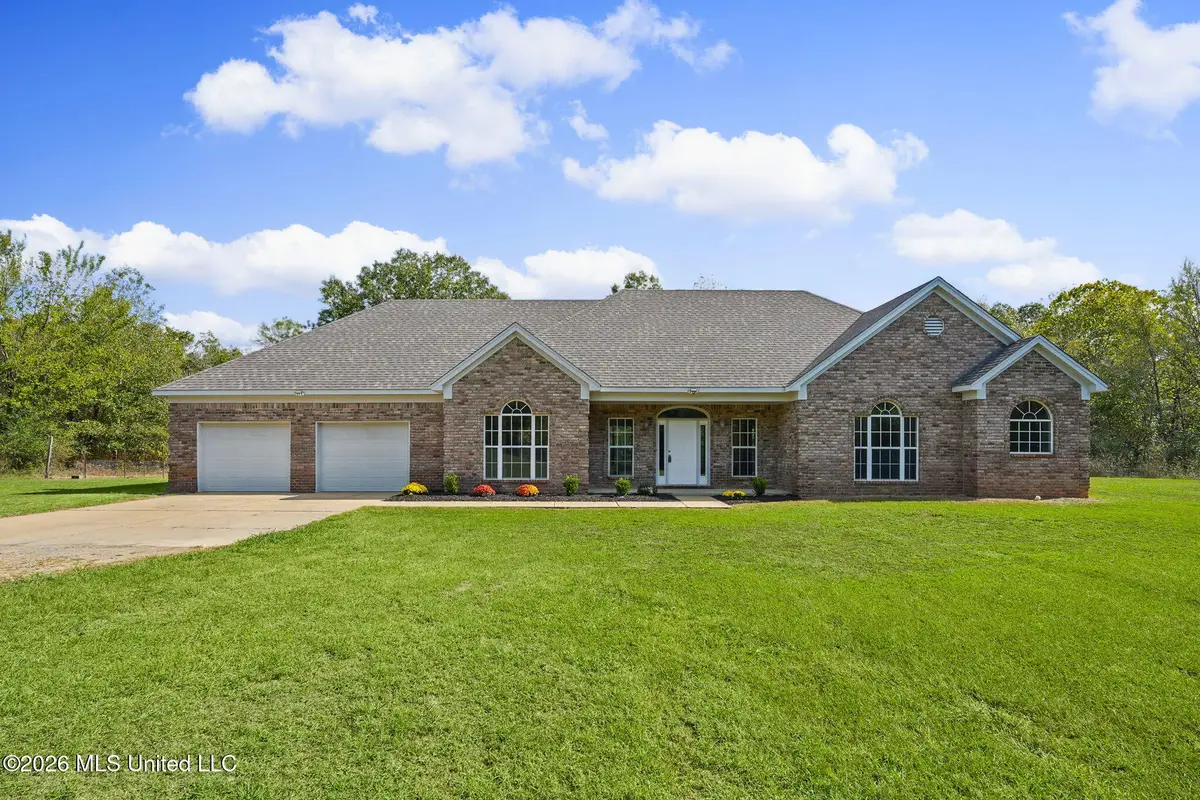 13181 Cathy Road, Byhalia, MS 38611 - #1