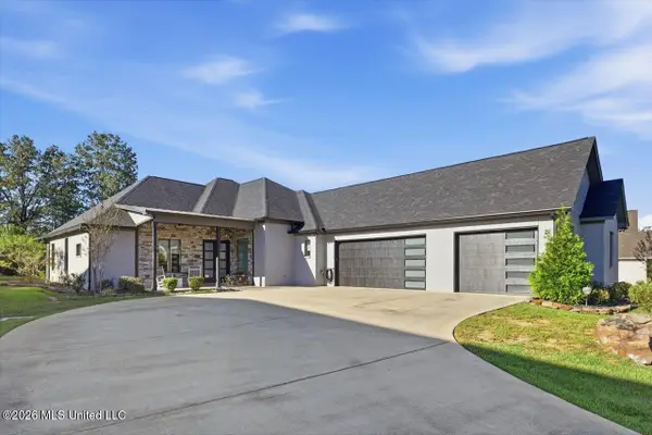 109 Biltmore Cove, Flowood, MS 39232