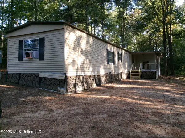 351 Roan Ready Road, Monticello, MS 39654