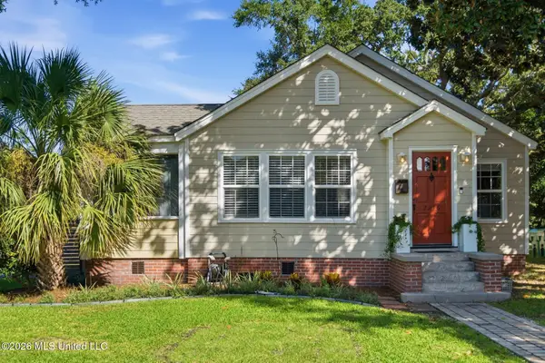 2216 Broadmoor Place, Gulfport, MS 39501