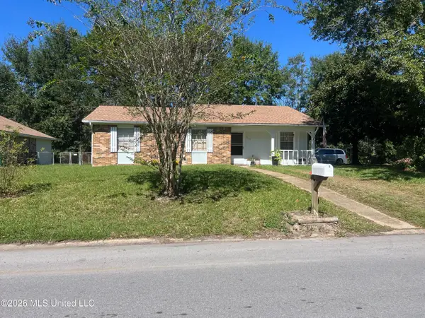4117 Yosemite Drive, Ocean Springs, MS 39564