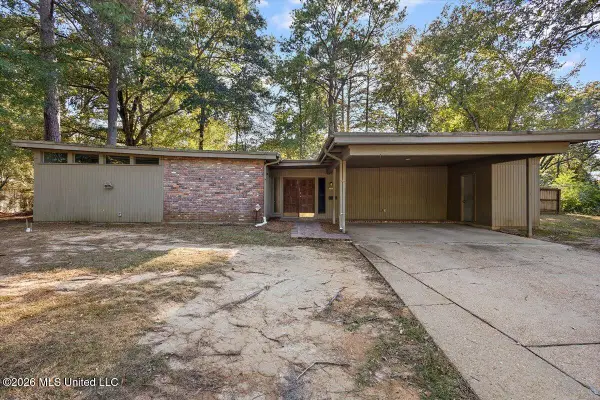 5365 Jamaica Drive, Jackson, MS 39211