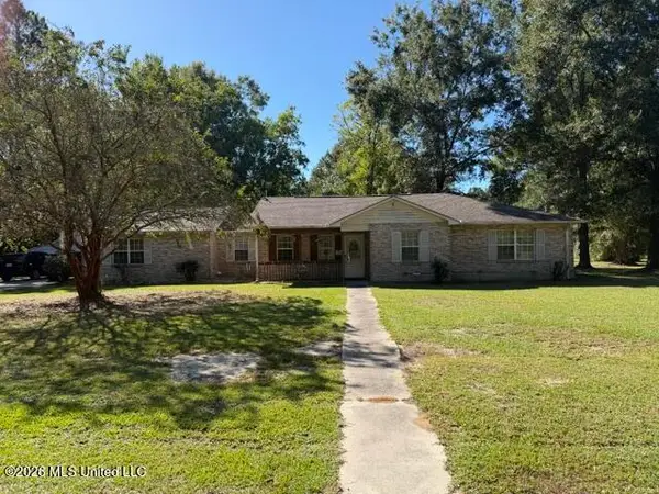 6173 W Adams Street, Bay Saint Louis, MS 39520