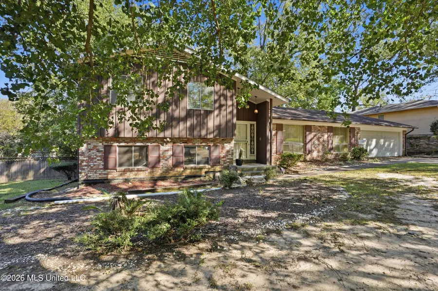 166 Elms Court Circle, Jackson, MS 39204 - #2