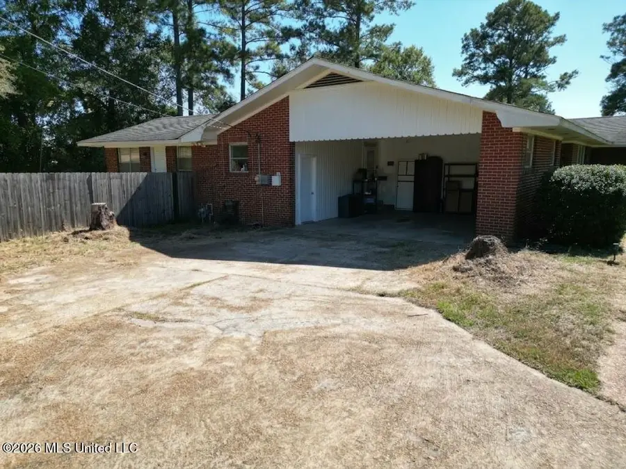 917 Pine Hill Circle, Carthage, MS 39051 - #2