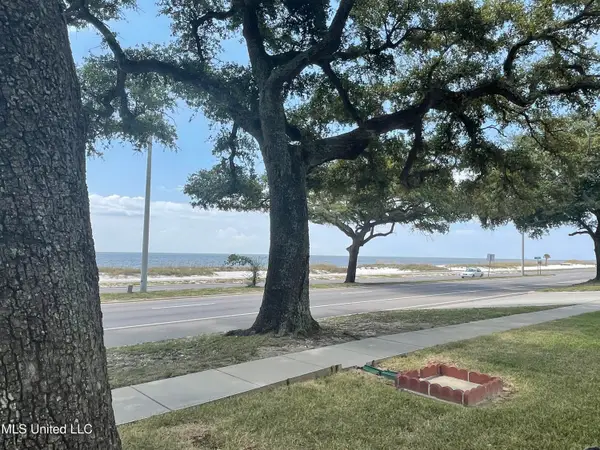1282 Beach Boulevard, Biloxi, MS 39530