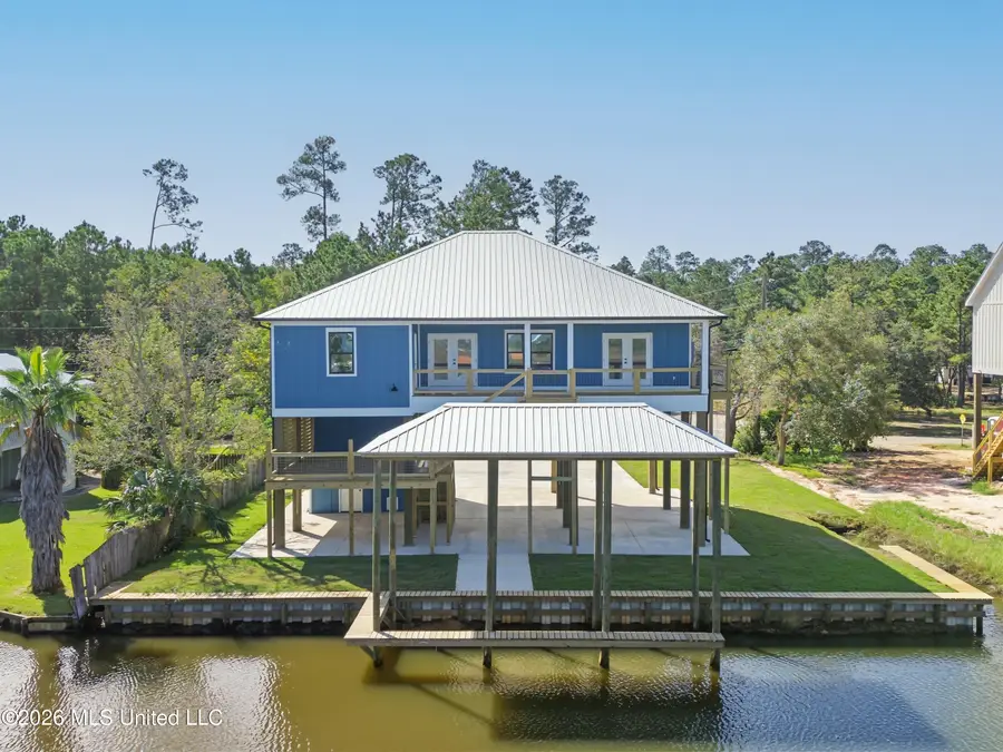 4076 19th Street, Bay Saint Louis, MS 39520 - #3