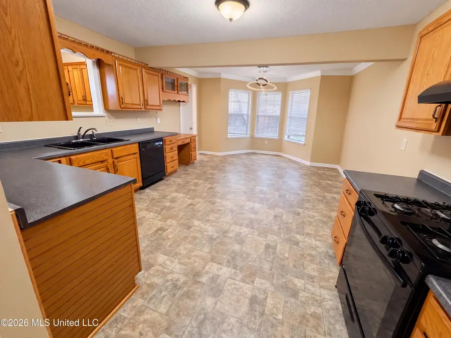 695 Powell Street, Coldwater, MS 38618 - #2