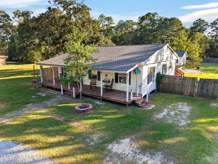 870 Washington Street, Bay Saint Louis, MS 39520 - #2