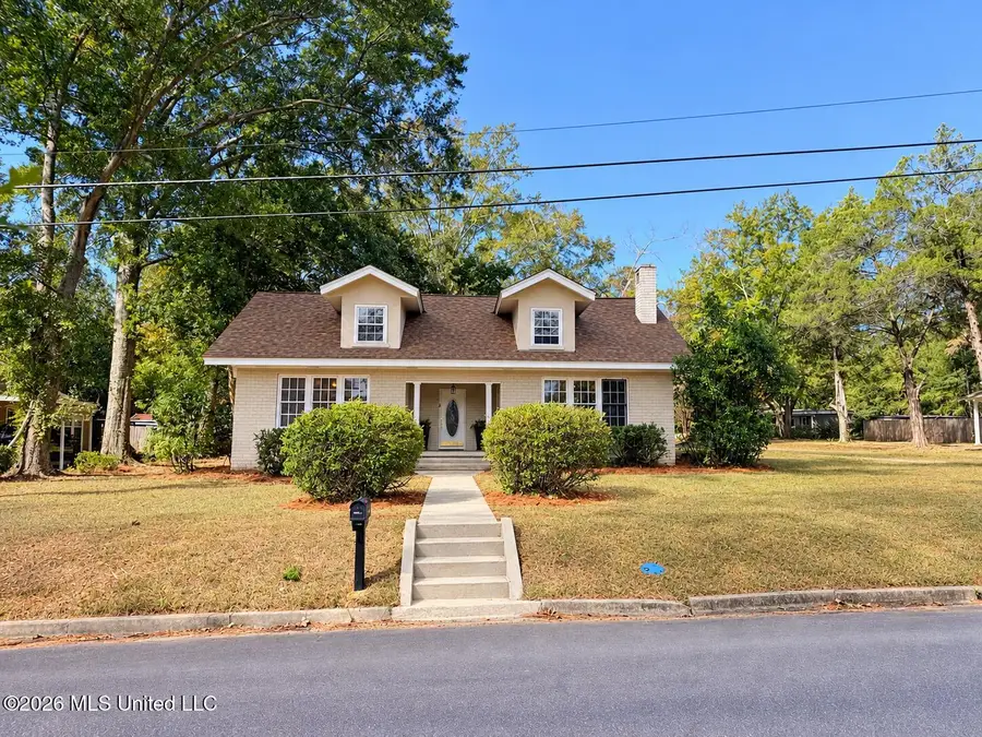 301 S 23rd Avenue, Hattiesburg, MS 39401 - #2