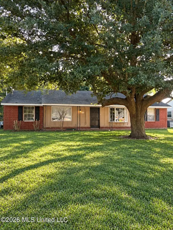 7116 Richmond Drive, Biloxi, MS 39532