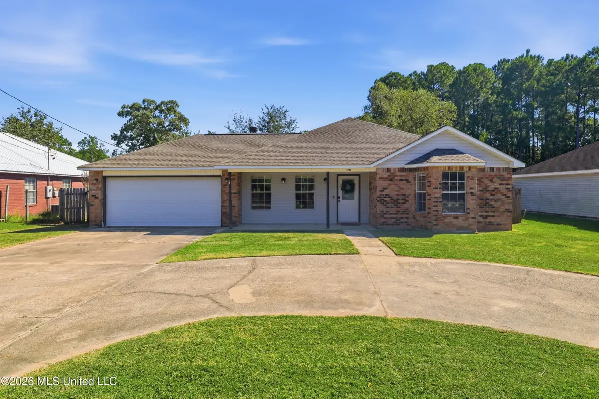 3208 Beachview Drive, Ocean Springs, MS 39564 - #1