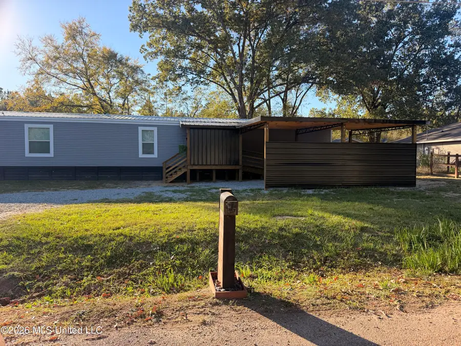 2233 W Ridge Road, Byram, MS 39272 - #2