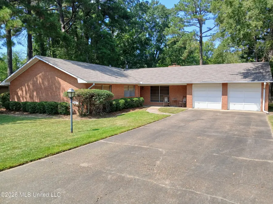 5951 Waverly Drive, Jackson, MS 39206 - #2