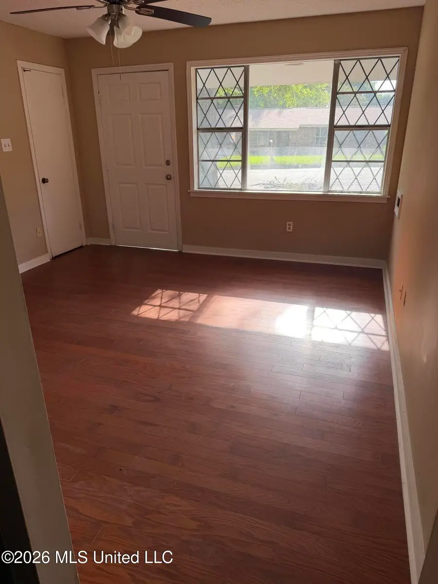 3750 Douglas Avenue, Jackson, MS 39213 - #2