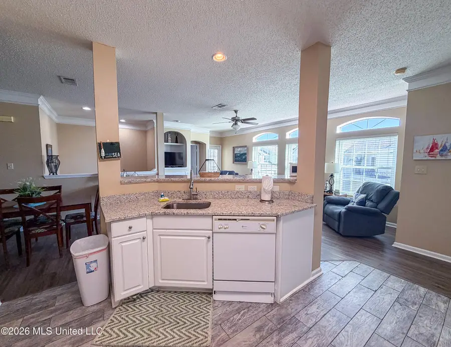 1503 Beach Drive, Gulfport, MS 39507 - #3