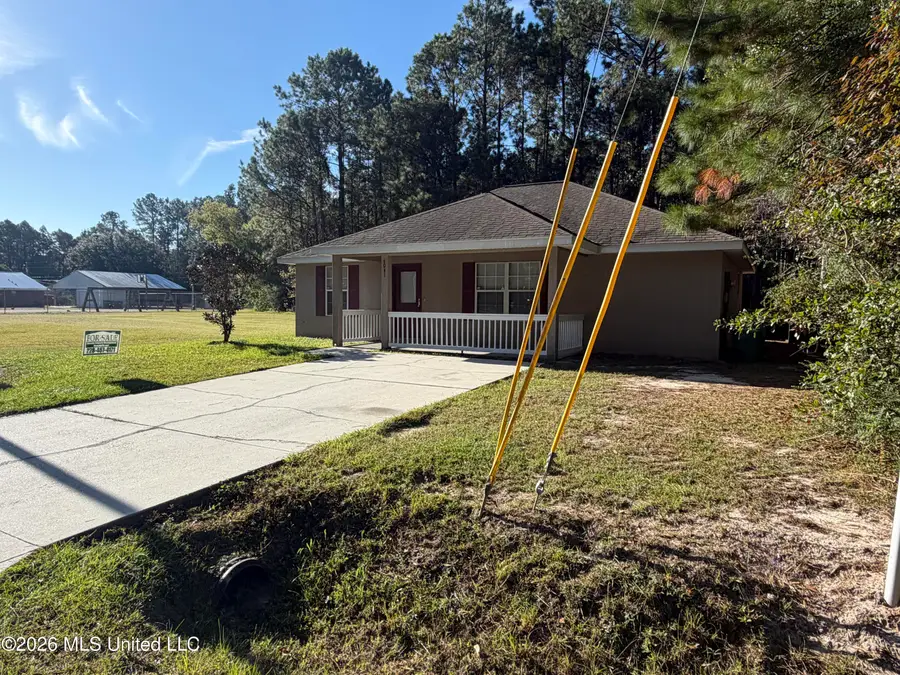 6041 W Carroll Street, Bay Saint Louis, MS 39520 - #2