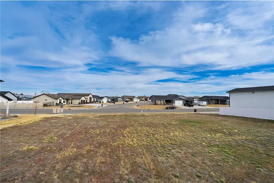 2152 Gleneagles Blvd, Billings, MT 59105 - #3