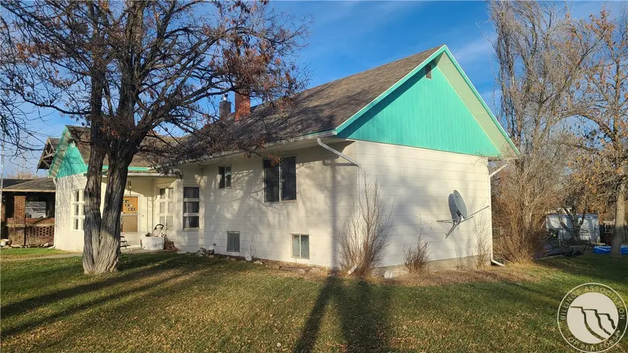 420 3rd St W, Roundup, MT 59072 - Image #3