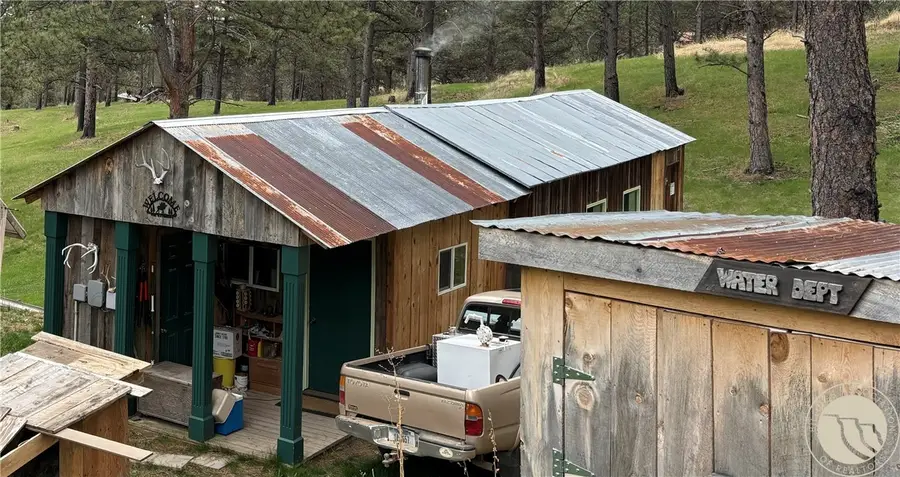 32 Spring Hollow Road, Roundup, MT 59072 - Image #3