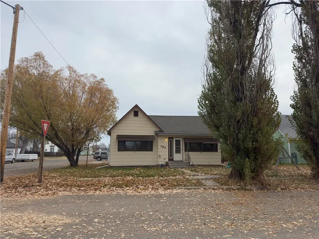 289 N 4th Avenue, Forsyth, MT 59327 - Image #1