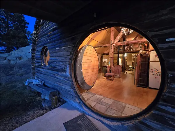 50 Sunshine Trail, Roundup, MT 59072