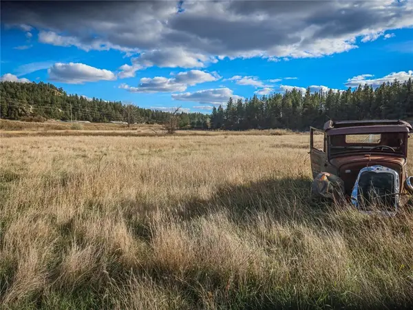 24 Klein Road, Roundup, MT 59072