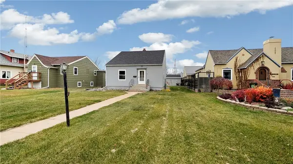 407 3rd Avenue Se, Sidney, MT 59270