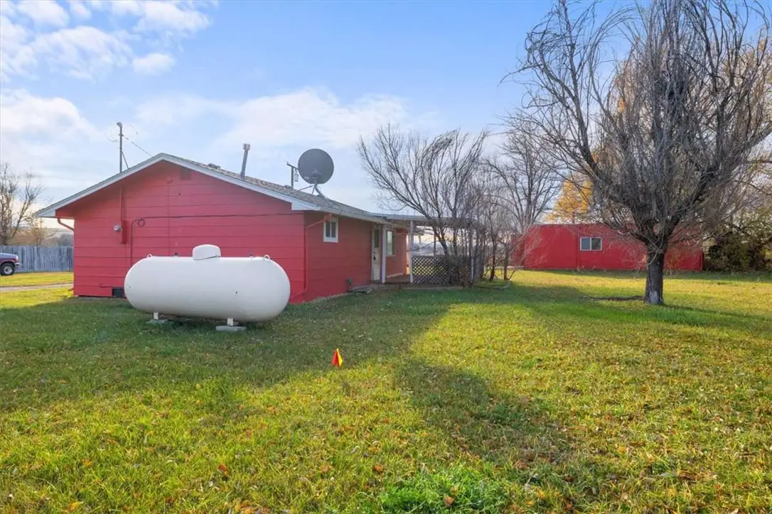 8 Broadway, Joliet, MT 59041 - Image #1