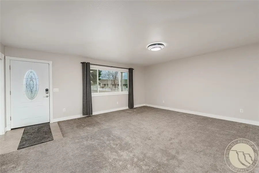 3129 Stillwater Drive, Billings, MT 59102 - Image #2