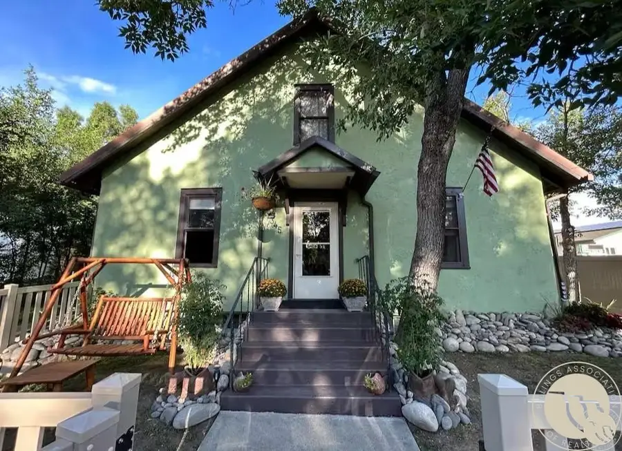 345 N 3rd St, Columbus, MT 59019 - Image #2