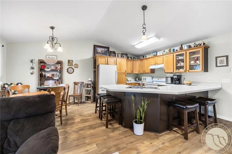 102 8th Ave #B, Laurel, MT 59044 - Image #3