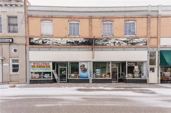 172 N 9th Avenue, Forsyth, MT 59327