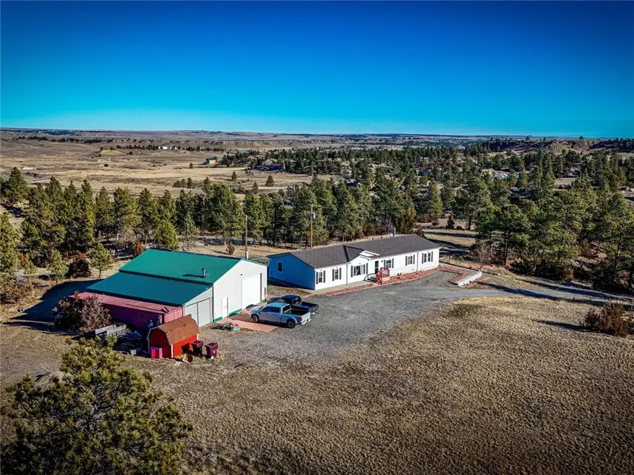 34 N Woodland, Roundup, MT 59072 - Image #2