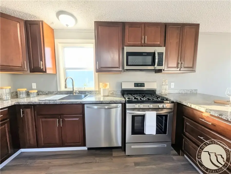 1108 E 8th Avenue, Laurel, MT 59044 - Image #2