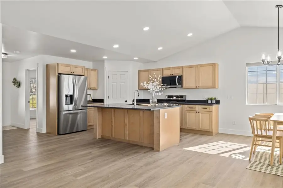 5446 Apple Rose Lane, Billings, MT 59106 - Image #3