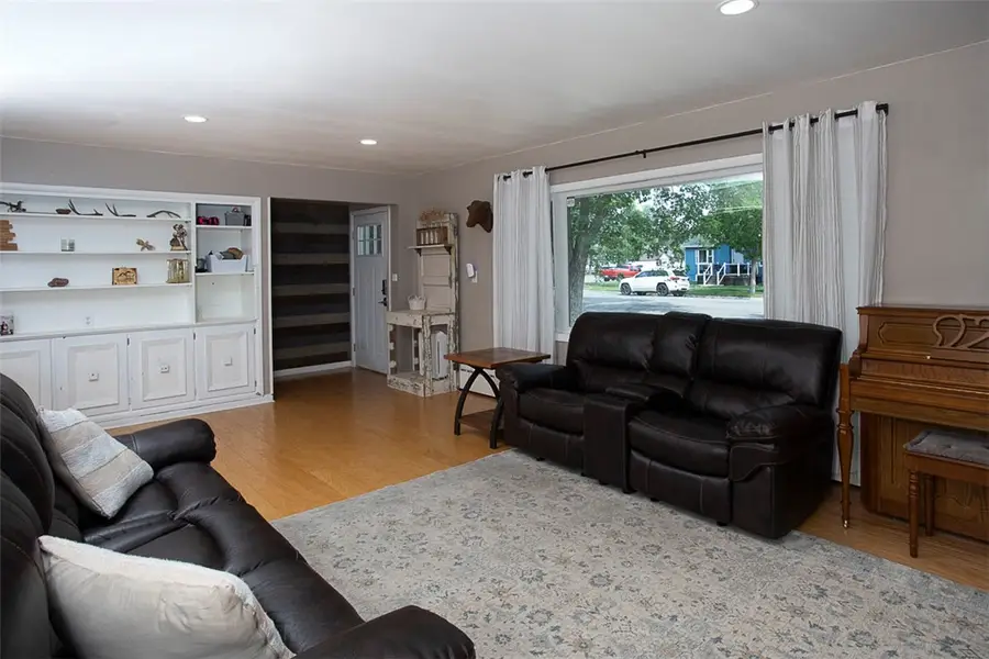 116 4th Avenue, Laurel, MT 59044 - #3