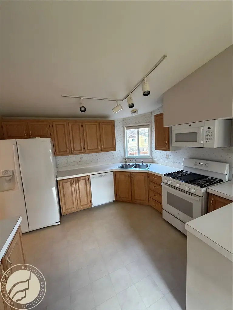 48 Helios Way, Emigrant, MT 59027 - #1