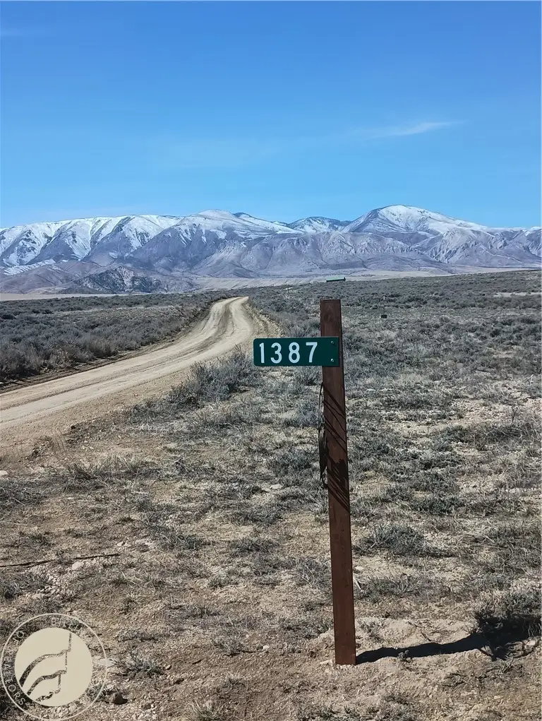 1387 Meeteetse Trail, Belfry, MT 59008 - #2