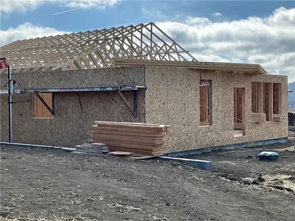 1020 5th Street E, Roundup, MT 59072