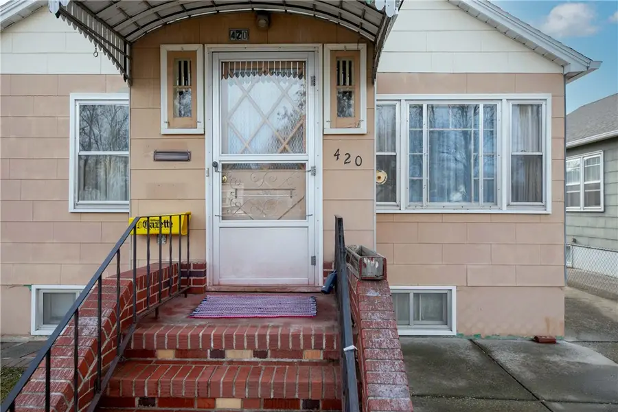 420 S 35th Street, Billings, MT 59101 - #3