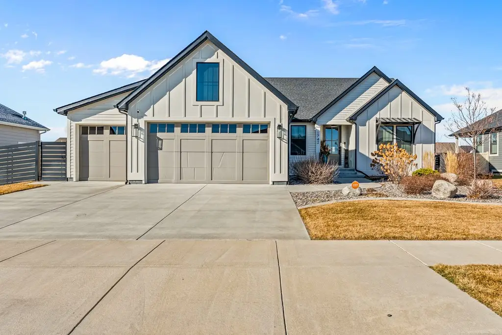 1742 E Thunder Mountain Road, Billings, MT 59106 - #1