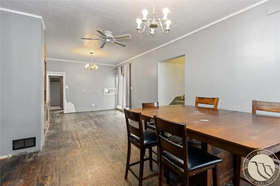 420 3rd Street W, Roundup, MT 59072 - #3